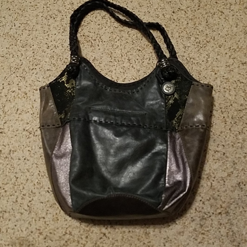 Last chance donating- The Sak bag